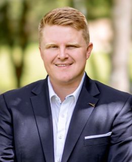 Alex Garden - Real Estate Agent