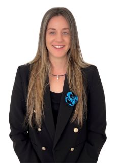 Alexandra Cousemacker - Real Estate Agent