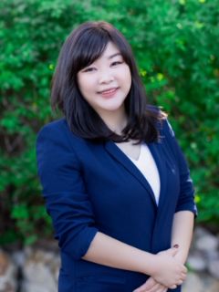 Alice Long - Real Estate Agent