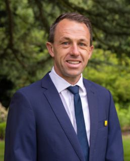 Alistair Tune - Real Estate Agent