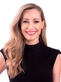 Alli  Paterson - Real Estate Agent