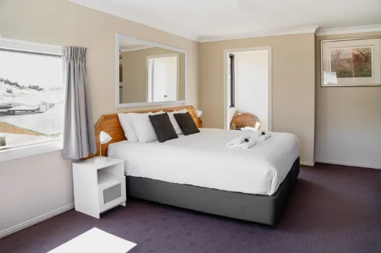 11 Wheatley Rd, Perisher Valley, NSW 2624-Image