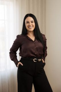 Amanda Loughnan - Real Estate Agent