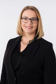 Amanda Blunt - Real Estate Agent