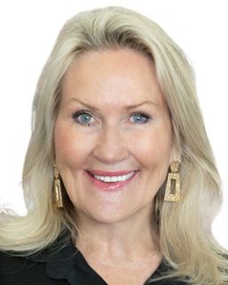 Amanda  Gray - Real Estate Agent