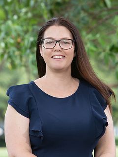 Amanda Hughes - Real Estate Agent