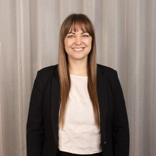 Amanda Robinson - Real Estate Agent