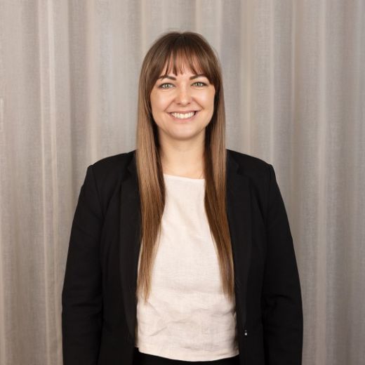 Amanda Robinson - Real Estate Agent at McGrath - Ballan