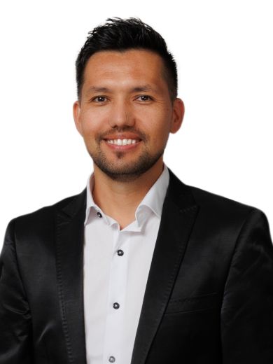 Amir Mozafari - Real Estate Agent at O'Neil Real Estate