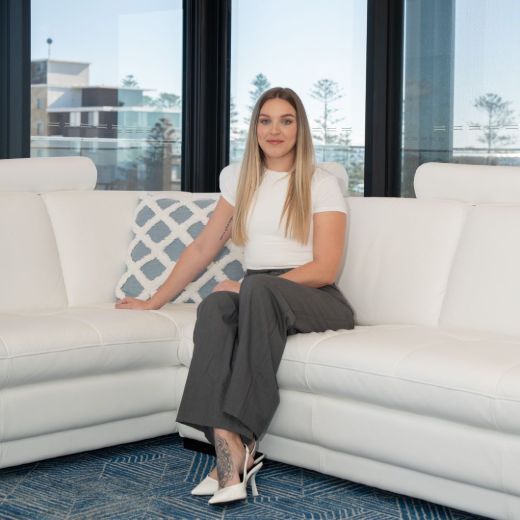 Amy Deegenaars - Real Estate Agent at Mcgrath Estate Agents Port Macquarie