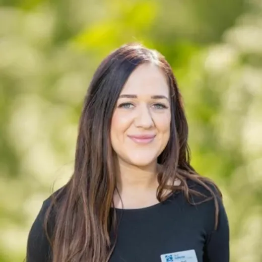 Amy Bell - Real Estate Agent at First National Real Estate Moreton
