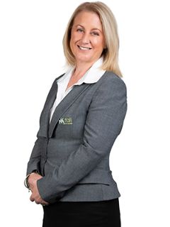 Andrea Cooper - Real Estate Agent
