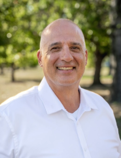 Andreas Lionakis - Real Estate Agent