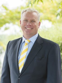 Andrew Lonsdale - Real Estate Agent