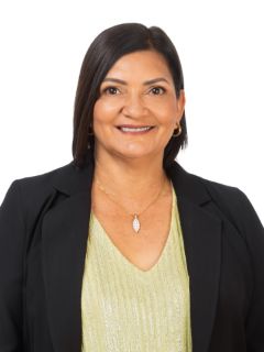 Anita  Moncrieff - Real Estate Agent