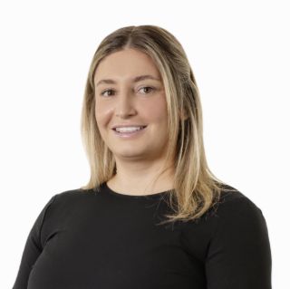 Anna Skapetis - Real Estate Agent