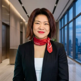 Annie Hao - Real Estate Agent