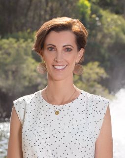 Annie Kowal - Real Estate Agent