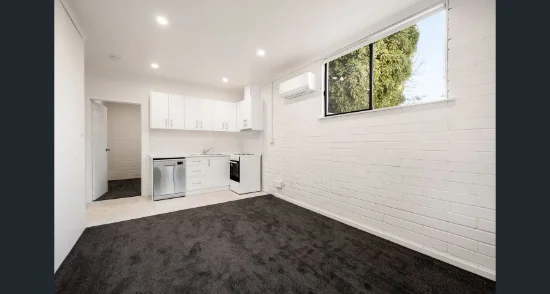 1/1 Heberles Road, Tawonga South, Vic 3698