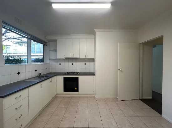 1/11 Truganini Rd, Carnegie, Vic 3163