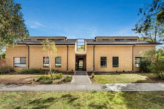 1/12 Ramu Parade, Heidelberg West, Vic 3081