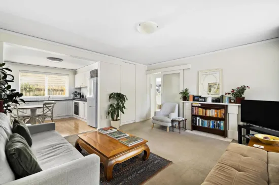 1/13 Peacock Street, Brunswick West, Vic 3055