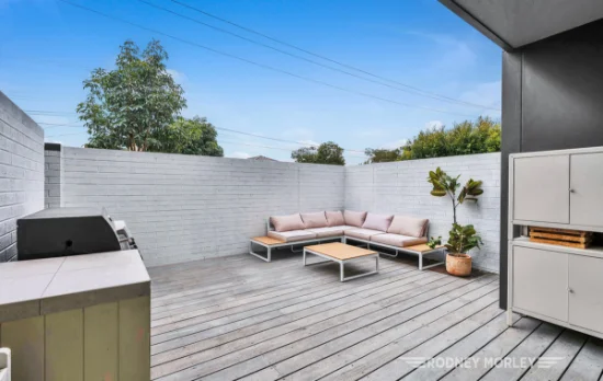 1/147 Neerim Road, Glen Huntly, Vic 3163