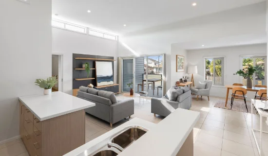 1/168  Francis Street, Belmont, Vic 3216