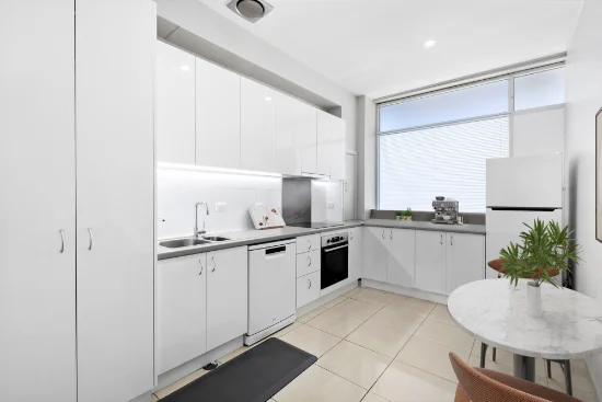 1/180A Warrigal Road, Oakleigh, Vic 3166-Image