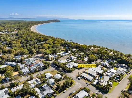 1 & 2/30 Reef Street, Port Douglas, Qld 4877
