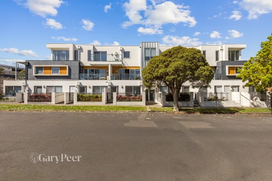 1/2 Dunoon Street, Murrumbeena, Vic 3163 - For Rent