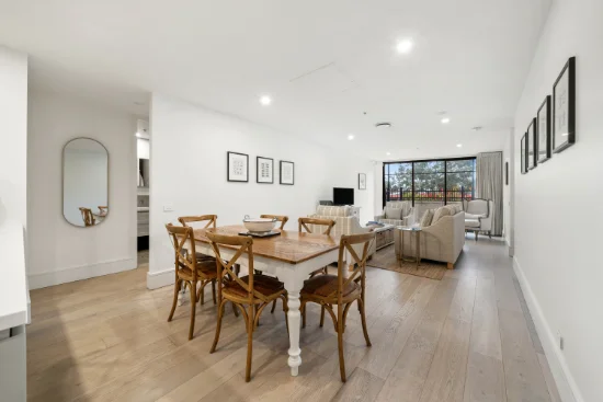 1/2 Lady Nelson Place, Red Hill, ACT 2603