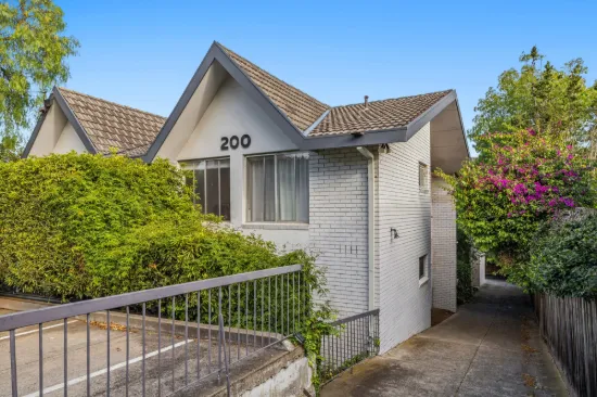 1/200 Clarke Street, Northcote, Vic 3070