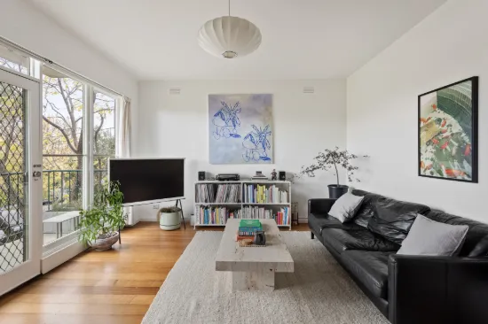 1/24 Mathoura Road, Toorak, Vic 3142