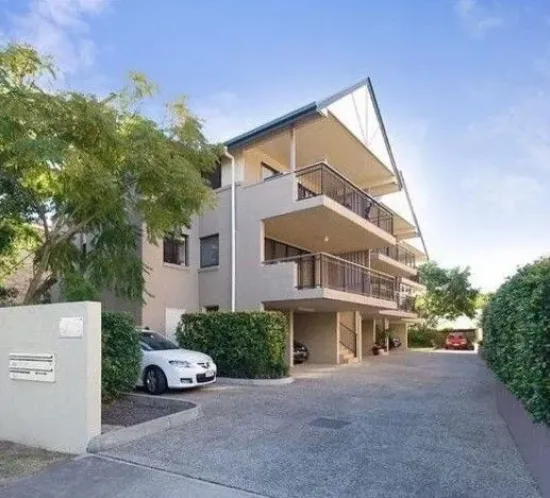1/338 Cornwall Street, Greenslopes, Qld 4120