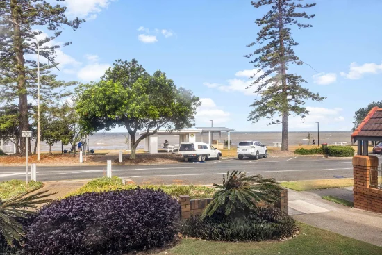 1/37 Margate Parade, Margate, Qld 4019