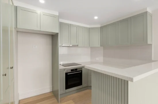 1/56 Beach Road, Hampton, Vic 3188