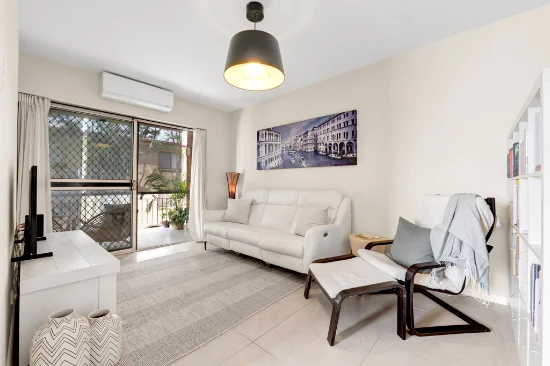 1/57 Shire Street, Coorparoo, Qld 4151