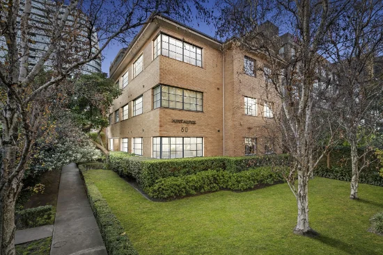 1/60 Queens Road, Melbourne, Vic 3004