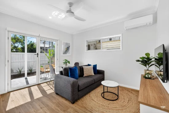 1/64 Lockerbie Street, Kangaroo Point, Qld 4169