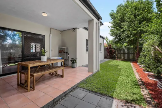 1/75 Cornwall Street, Annerley QLD 4103-Image