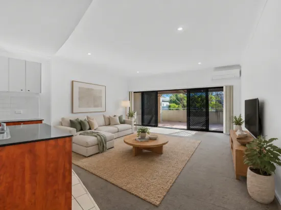 1/8 Cambridge Street, Bulimba, Qld 4171