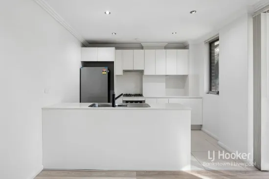 1/96-98 Nuwarra Road, Moorebank, NSW 2170