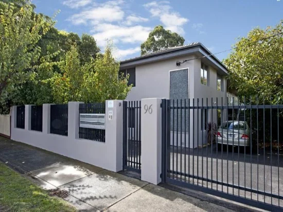 1/96  Yarralea Street, Alphington, Vic 3078