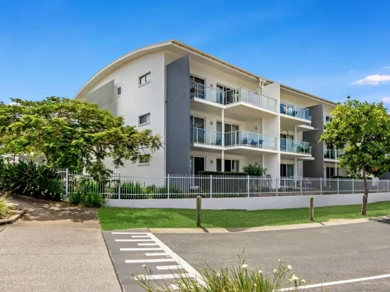 1/98 University Dr, Varsity Lakes, Qld 4227