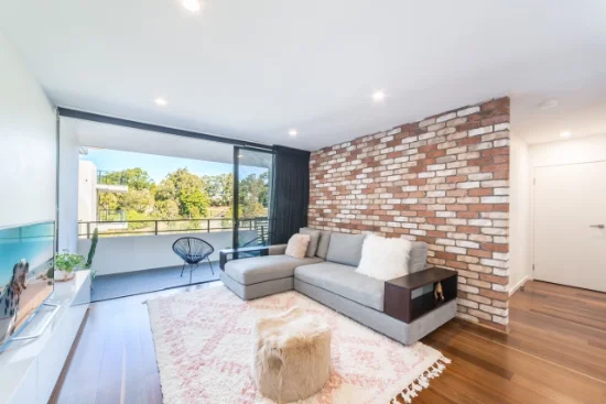 1 Hart Street, Ashmore, Qld 4214 - For Rent