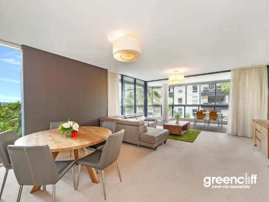 1 Sterling Cct, Camperdown, NSW 2050