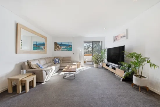 10/1-3 Parc Guell Drive, Campbelltown, NSW 2560