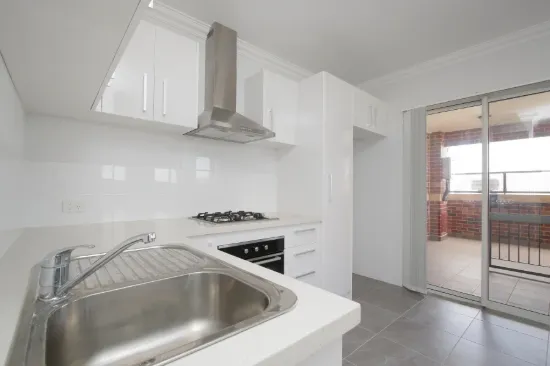 10/11 Mcmillan St, Victoria Park, WA 6100