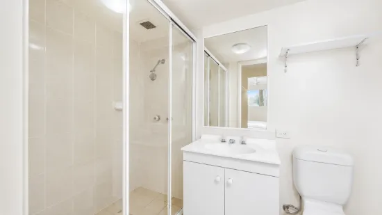 10/12 Whiting Street, Labrador, Qld 4215-Image